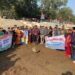 संगम घाट को स्वच्छ करने जनप्रतिनिधियों और अधिकारियों ने किया श्रमदान