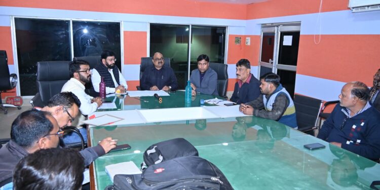 *बकाया किराया संपत्ति कर – जलकर की राशि जमा न करने पर सख्त कार्यवाही करे* *आयुक्त विनोद कुमार शुक्ल ने बैठक में दिये निर्देश*