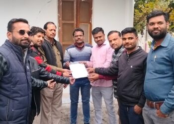 सागर में पत्रकार पर फिर हुआ झूठा मामला दर्ज निष्पक्ष जांच की मांग को लेकर देवरी में ज्ञापन।