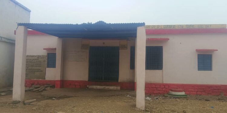 कृषि साख सहकारी समिति सुनवानी कला अंतर्गत शासकीय उचित मूल्य दुकानो में सेल्समैनो की मनमानी शासकीय उचित मूल्य दुकानों पर जमुना प्रसाद राय की मनमानी कहे या लापरवाही