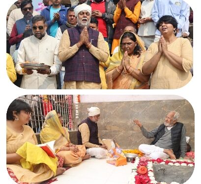 मंत्री प्रहलाद पटेल ने नर्मदा जयंती के अवसर पर सपरिवार सतधारा पहुँचकर की पूजा अर्चना