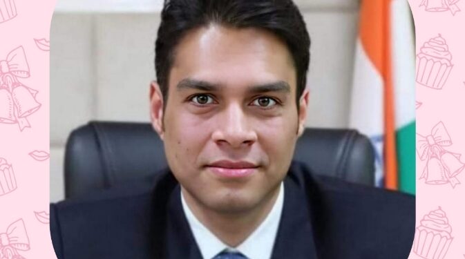 *रेडीमेड वस्त्र क्लस्टर निर्माण हेतु टिकरिया में भूमि चिन्हित* *कलेक्टर श्री प्रसाद ने उद्योग आयुक्त को भेजा प्रस्ताव* *वस्त्र निर्माण क्लस्टर से कटनी में बढेंगे रोजगार के अवसर*