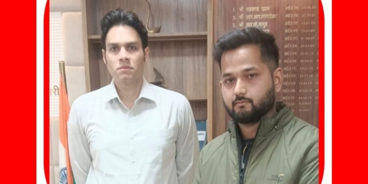 विद्यालोक सेवा फाउंडेशन के सदस्यों द्वारा कलेक्टर अविप्रसाद से मुलाकात कर सामाजिक विषयों में चर्चा की गई