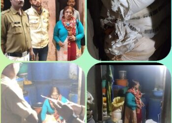 जिले के खाद्य सुरक्षा विभाग की बड़ी कार्रवाई,मिर्ची, अचार बड़ी मात्रा में जप्त