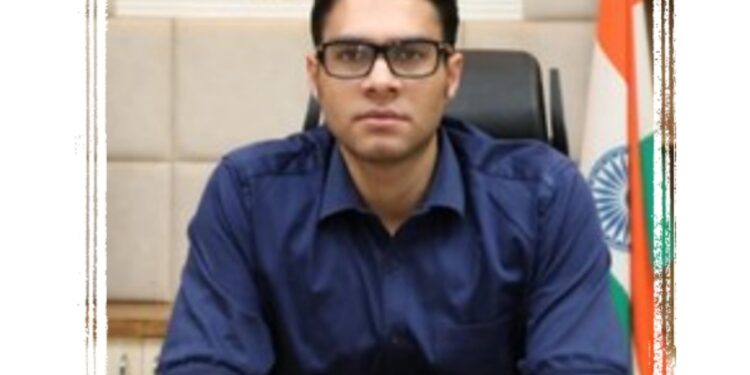 कलेक्टर श्री प्रसाद ने की दो आदतन अपराधियों के विरूद्ध जिला बदर की कार्यवाही