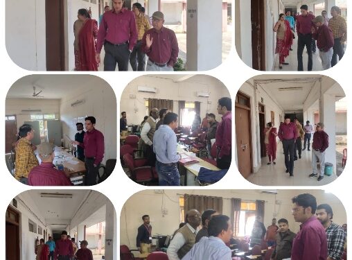  *कलेक्टर अविप्रसाद ने शासकीय पॉलीटेक्निक कॉलेज पहुंचकर किया पटवारी पद पर चयनित अभ्यर्थियों की काउंसलिंग व्यवस्था का निरीक्षण*   *पटवारी पद पर चयनित अभ्यर्थियों के दस्तावेजों का परीक्षण एवं सत्यापन जारी*