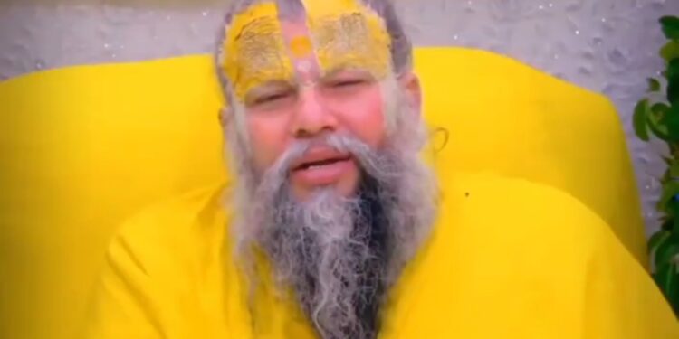 सुबह जल्दी उठा नहीं जाता, क्या करें आईऐ सुनते है महाराज जी ने क्या बताया VIDEO