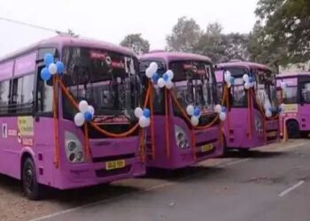 16 नगर निगम-4 नगर पालिका में चलेगी पिंक बसे, महिलाएं कर सकेगी यात्रा, लेडी कंडक्टर-ड्राइवर सभालेंगी जिम्मेदारी..!