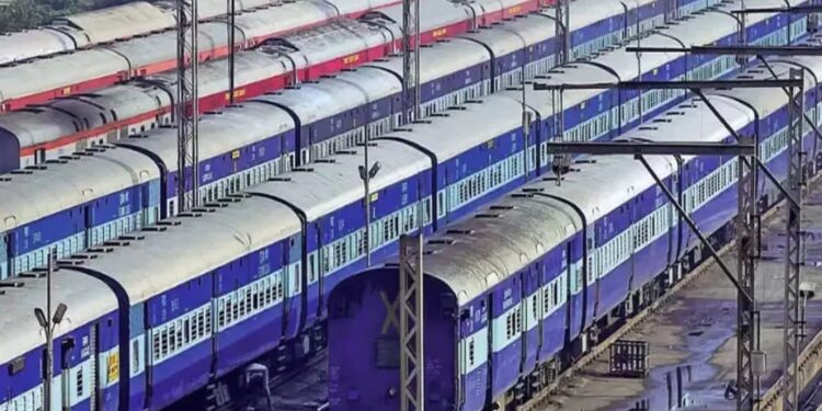 देखिऐ आज से 12 मार्च तक कौन कौन सी ट्रेन रहेंगी रद्द,