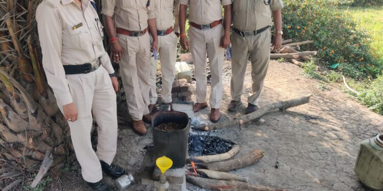 1.12 लाख अवैध शराब जब्त