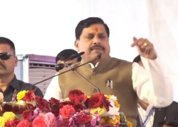 गौमाता के माध्‍यम से हमें 33 करोड़ देवी-देवताओं के दर्शन होते हैं”   हमारी गौमाताएं सुरक्षित रहें, गौशालाओं में उनकी अच्छे से देखभाल हो, इसके लिए हम हर संभव व्‍यवस्‍था करेंगे : CM