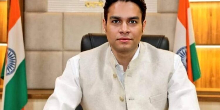 कलेक्टर श्री प्रसाद ने निर्माण कार्य में प्रयुक्त गौण खनिजों की काटी गई रॉयल्टी राशि को जमा करने विभागों को दिए निर्देश  सहायक खनिज अधिकारी एवं खनिज निरीक्षकों को विभागों से संपर्क कर रॉयल्टी राशि 7 दिवस में जमा कराने किया निर्देशित