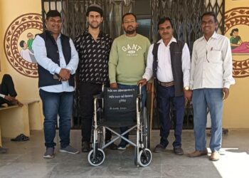 राष्ट्रीय संगठन मंत्री कैलाश चंद्र फुलेरिया के द्वारा दुपाड़ा के शासकीय अस्पताल में मरीजों की सुविधा के लिए व्हीलचेयर भेंट भेट..!