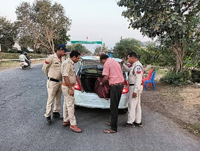 पुलिस अधीक्षक डॉ सिंह के निर्देशन में आदर्श आचार संहिता को दृष्टिगत रखते हुए यातायात डीएसपी संतोष मिश्रा के मार्गदर्शन में समस्त अनुविभाग में वाहन चेकिंग अभियान चलाया जा रहा हैं