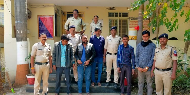 रहटगांव थाना में स्थाई वारंटी को गिरफ्तार कर न्यायालय में किया पेश