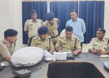 *डोडा चुरा के साथ आरोपियों को किया गिरफ्तार*