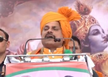 हमारी संस्कृति इतनी पवित्र है कि हम पत्ते में भी भगवान को पूजते हैं : CM
