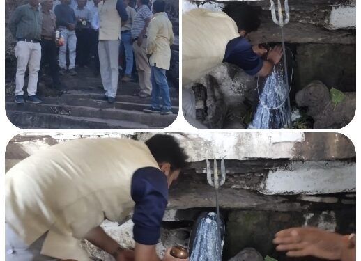महाशिवरात्रि पर कलेक्टर श्री प्रसाद ने की भगवान महादेव की पूजा-अर्चना* कलेक्टर ने की, जिलेवासियों के सुख -समृद्धि की मंगल कामना
