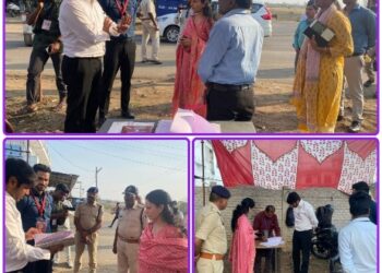 व्यय प्रेक्षक तथा कलेक्टर ने किया चैकपोस्टों का निरीक्षण