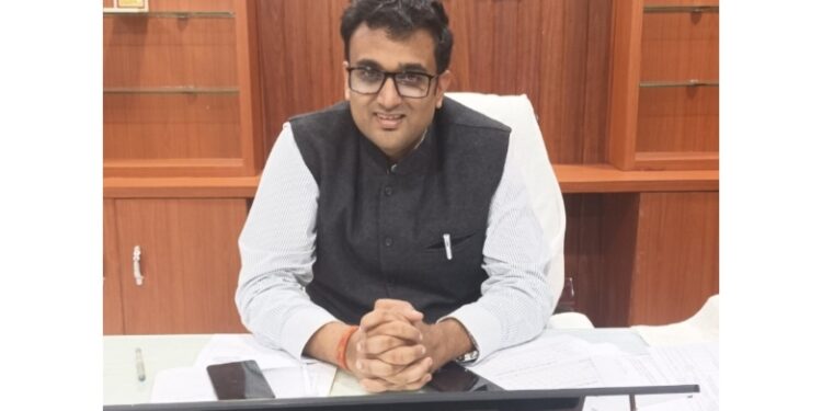 *मतदाता जागरूकता के अंतर्गत होगी विविध प्रकार की गतिविधियां* *जिला पंचायत के सीईओ श्री गेमावत की अध्यक्षता में आयोजित बैठक में तैयार हुई कार्य योजना*