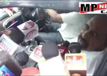 भोपाल बीजेपी ज्वाइन करने वाले कांग्रेसियों को लेकर जमकर हो रही बयानबाजी, पूर्व मंत्री  गोपाल भार्गव बोले – पके बेरों की तरह टपक-टपक के आ रहे हैं कांग्रेसी, देखे VIDEO