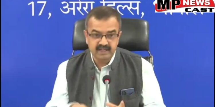 भोपाल मुख्य निर्वाचन पदाधिकारी अनुपम राजन का बयान, आचार संहिता के बाद नाम काटने की कार्यवाही नहीं होगी, प्रति 1000 पुरूष पर MP में 947 महिला वोटर VIDEO