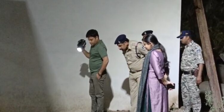 घटना स्थल पर पहुचे पुलिस अधीक्षक अभिजीत रंजन
