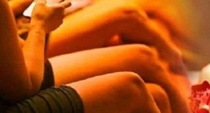 चाचा ने भतीजी को भी नहीं छोड़ा, नाबालिग बच्चियां भेजकर ग्राहकों से बनवाता था संबंध, लग्जरी लाइफ के सपने दिखाकर करवाता था गंदा काम