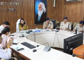 बार-बार विवाद कर समस्या पैदा करने वालों के विरूद्ध बाण्डओवर की कार्रवाई करें- कलेक्टर एवं जिला दण्डाधिकारी सुश्री बाफना