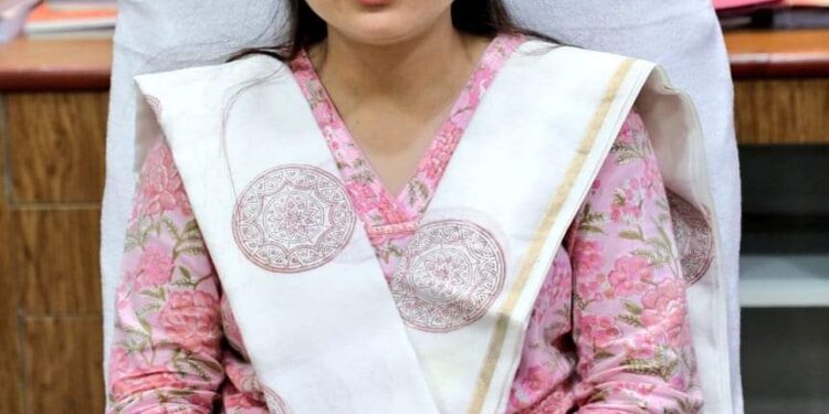 कलेक्टर ने मतदान सफलतापूर्वक सम्पन्न होने पर सभी का आभार व्यक्त किया