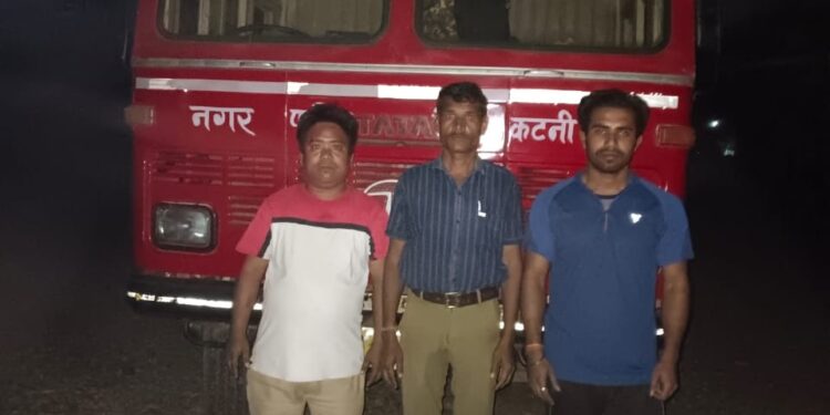 *कलेक्टर श्री प्रसाद के निर्देश पर स्लीमनाबाद में पहुंचा फायर ब्रिगेड वाहन*  *चौबीसों घंटे तैनात और उपलब्ध रहेगा फायर ब्रिगेड वाहन*