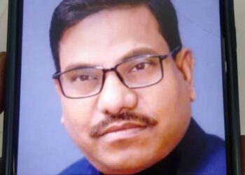 *फरार सहायक आयुक्त पर गिरफ्तारी के लिए 10 हजार का ईनाम घोषित, संपत्ति होगी कुर्की, डिंडौरी पुलिस ने तहसीलदार को भेजा संपत्ति कुर्की का पत्र*