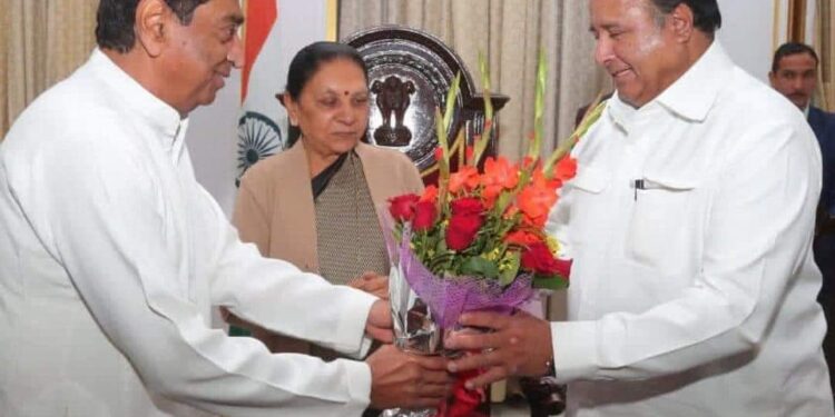 *कमलनाथ को कमलेश शाह से ज्यादा नुकसान पहुंचाएंगे दीपक*  *45 साल सबसे करीबी और पारिवारिक रिश्ते का अंत*