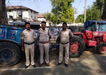 *अवैध रेत उत्खनन माफिया के विरूद्ध कोतवाली पुलिस द्वारा की गयी कार्यवाही*