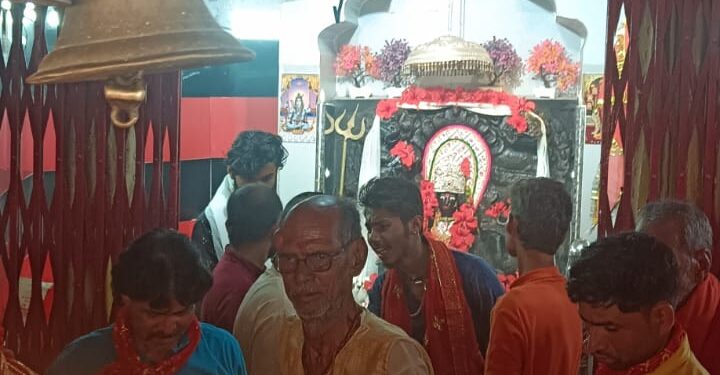 माँ वीरासन को 51 मीटर की चुनरी चढ़ाई VIDEO