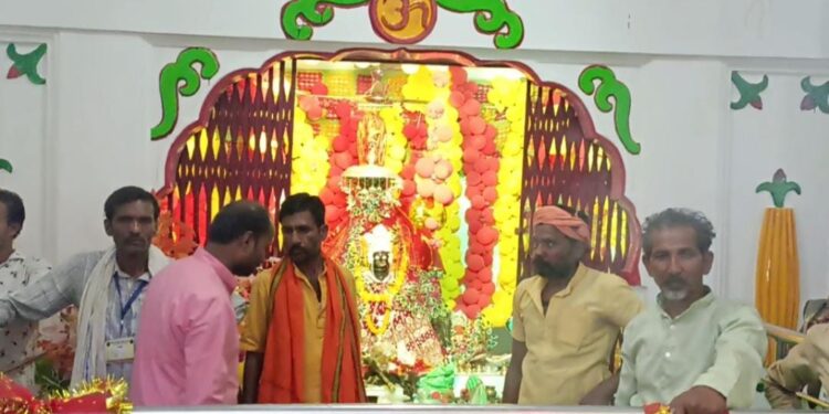 पूरी रात चला चैत नवरात जवारा विसर्जन,,,
