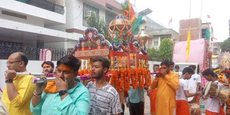 बाल हनुमान के जन्मोत्सव की पूर्व दिवस पर निकली प्रभातफेरी