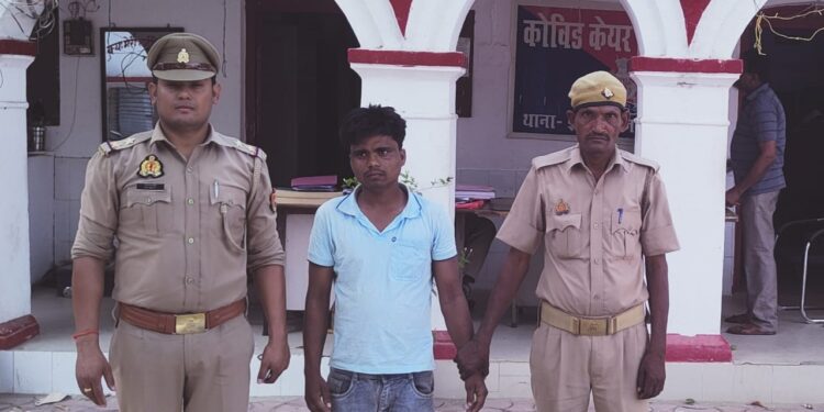 थाना इंदरगढ़ पुलिस द्वारा 01 वांछित नफर अभियुक्त को किया गया गिरफ्तार।*