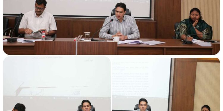 कलेक्टर श्री प्रसाद ने समय- सीमा बैठक मे की समीक्षा लंबित प्रकरणों को तय समय में निराकरण कराने के दिए निर्देश