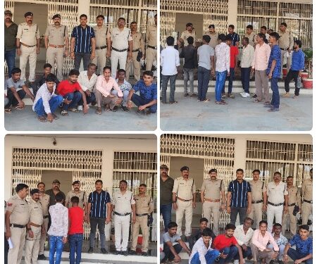 जिला बदर आदेश का उल्लंघन करना पड़ा भारी, कोतवाली पुलिस ने काम्बिंग गस्त के दौरान दो आरोपियों को किया गिरफ्तार*