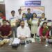 कलेक्ट्रेट सभाकक्ष में आयोजित मेधावी छात्र सम्मान समारोह कार्यक्रम में कलेक्टर श्री अनुराग वर्मा ने हाई स्कूल और हायर सेकेण्डरी की बोर्ड परीक्षा में सतना जिले के टॉपर रहे छात्र-छात्राओं का सम्मान किया।