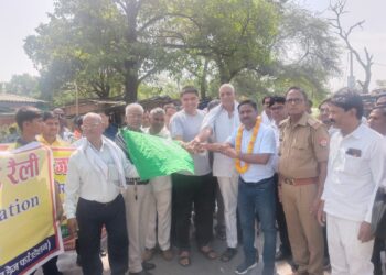 लोक विद्यार्थी शिक्षक एसोसिएशन ने निकाली मतदाता जागरूकता रैली*
