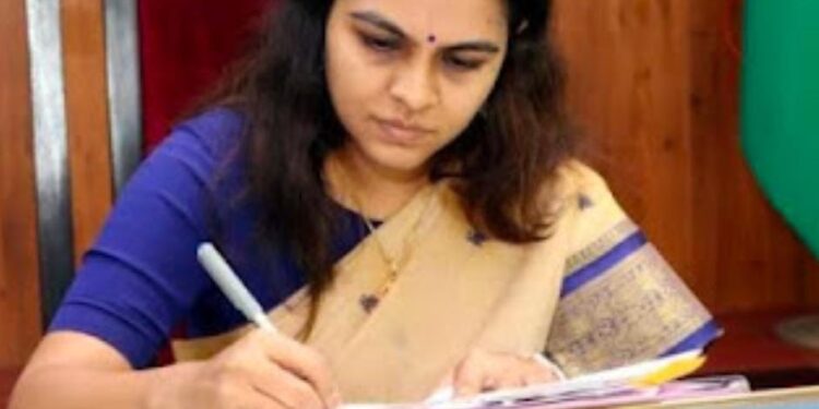 खनिज निरीक्षक गोविन्द पाल सिंह निलंबित
