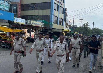 IRBN जवानों एवं कालापीपल पुलिस ने निकाला फ्लैग मार्चःलोकसभा चुनाव को लेकर लोगों को निर्भीक होकर मतदान करने के लिए जागरूक किया…!