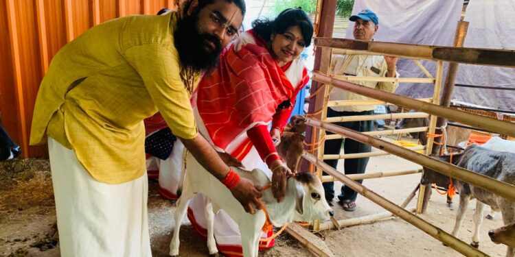 कलेक्टर की पहल पर नायब तहसीलदार,शिक्षा विभाग ने निकाला समस्या का समाधान,ग्राम आरी में बच्चों को स्कूल जाने के लिए मिला पहुंच मार्ग,ग्रामवासियों द्वारा लंबे समय से बंद पड़े विद्यालय को खुलवाने एवं स्कूल तक पहुंच मार्ग की सुविधा उपलब्ध कराने पर प्रशासन का व्यक्त किया आभार