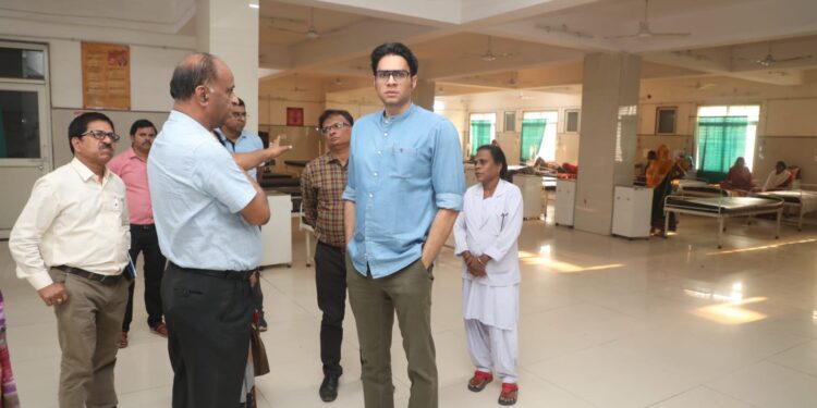 *कलेक्टर की नियमित समीक्षा से कटनी जिले में मातृ मृत्यु दर में आई भारी कमी* *संस्थागत प्रसव में हुई वृद्धि : घर में होने वाले प्रसव में आई कमी*