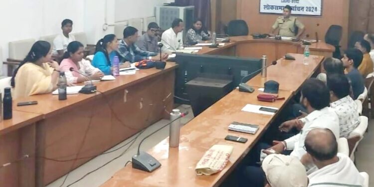 *ग्रीष्मकालीन खेल प्रशिक्षण शिविर की तैयारियों की समीक्षा की पुलिस अधीक्षक चौकसे ने* हरदा