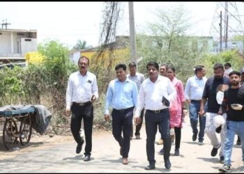 कलेक्टर श्री आर्य ने अधिकारियों के साथ किया निर्माणाधीन कार्यों का निरीक्षण, दिए आवश्यक निर्देश