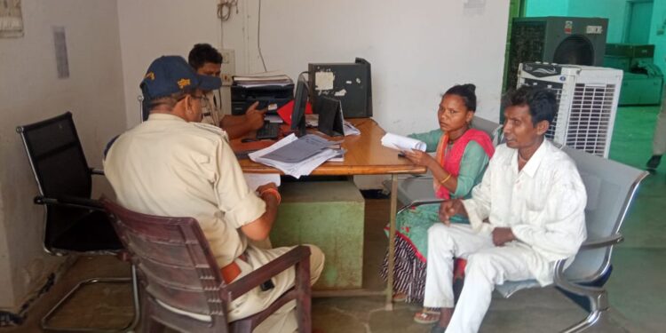 जीजा आपनी नाबालिक साली को घर से लेकर हुआ फरार, माधव नगर थाना पहुँच की शिकायत