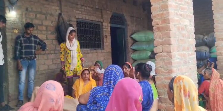 पत्नी और मां की जुदाई ना सह सके युवक ने लगा लिया मौत को गले
